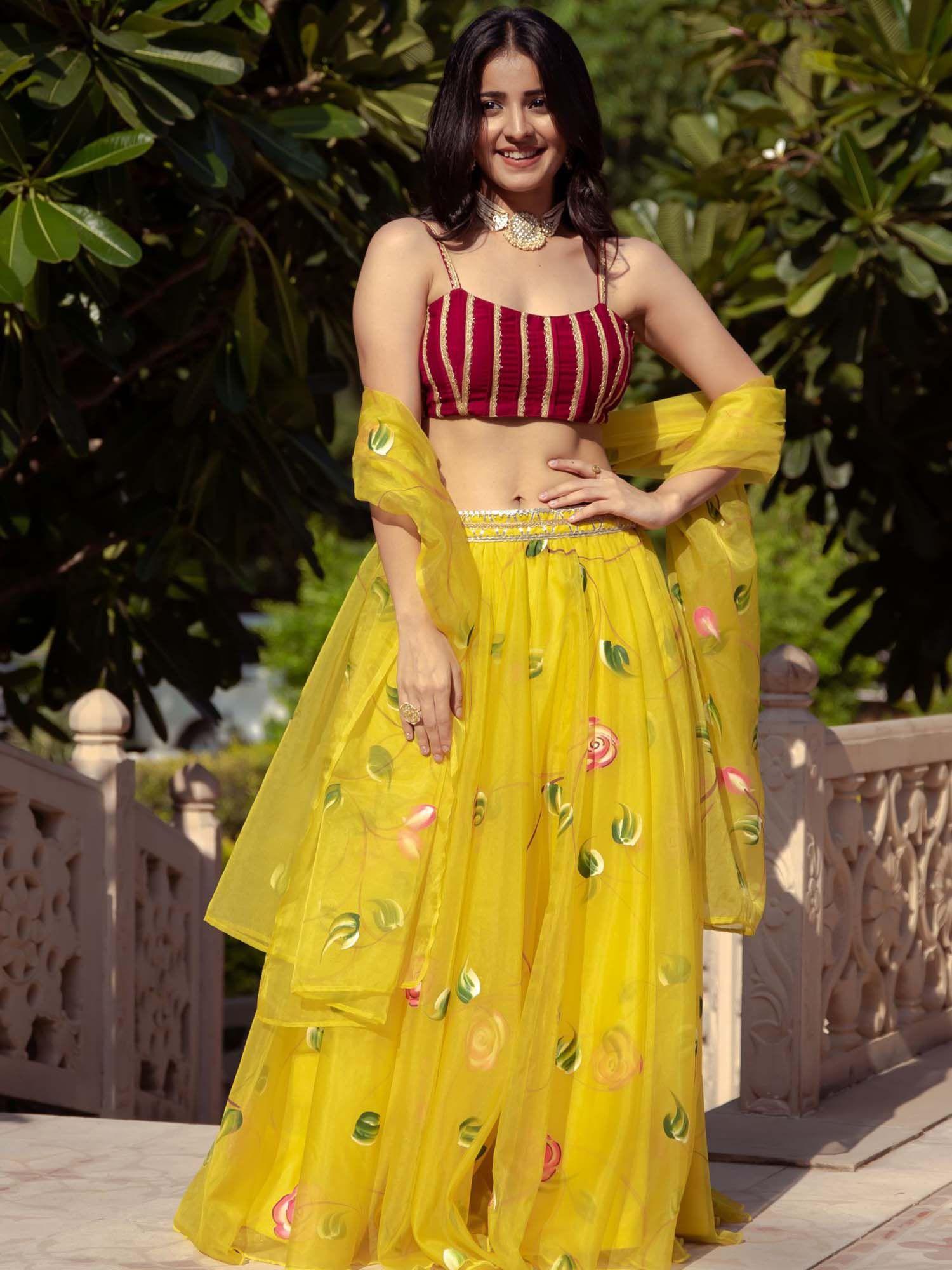 yellow organza lehenga choli (set of 3)