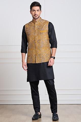 yellow paisley embroidered bundi jacket