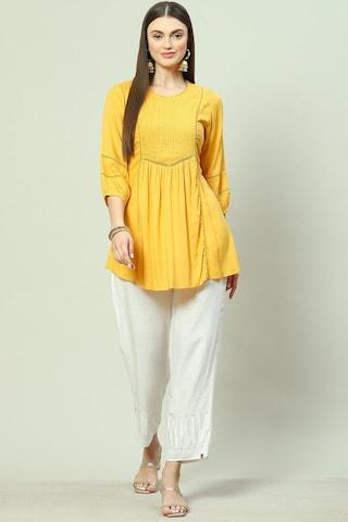 yellow pleated casual 3/4th sleeves round neck women straight fit tunic