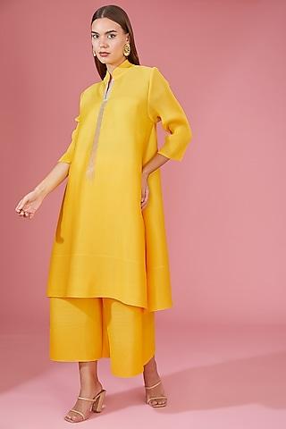 yellow pleated polyester embellished tunic set