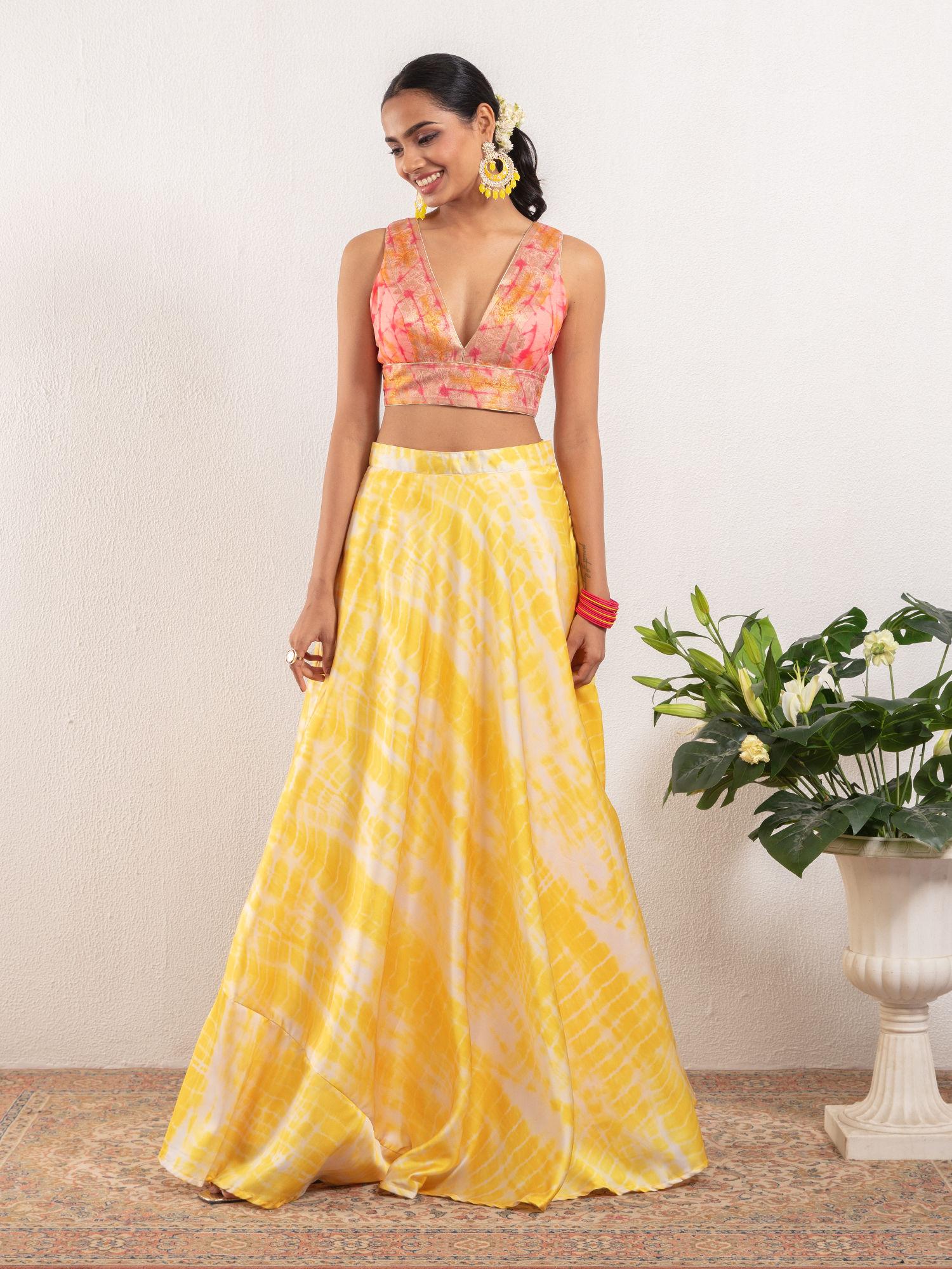 yellow plunging neck top with tie dye skirt ggleh43 (set of 2)