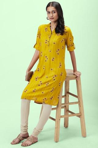 yellow print casual mandarin 3/4th sleeves knee length women regular fit kurta