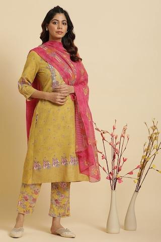 yellow print ethnic 3/4th sleeves round neck women regular fit pant kurta dupatta set