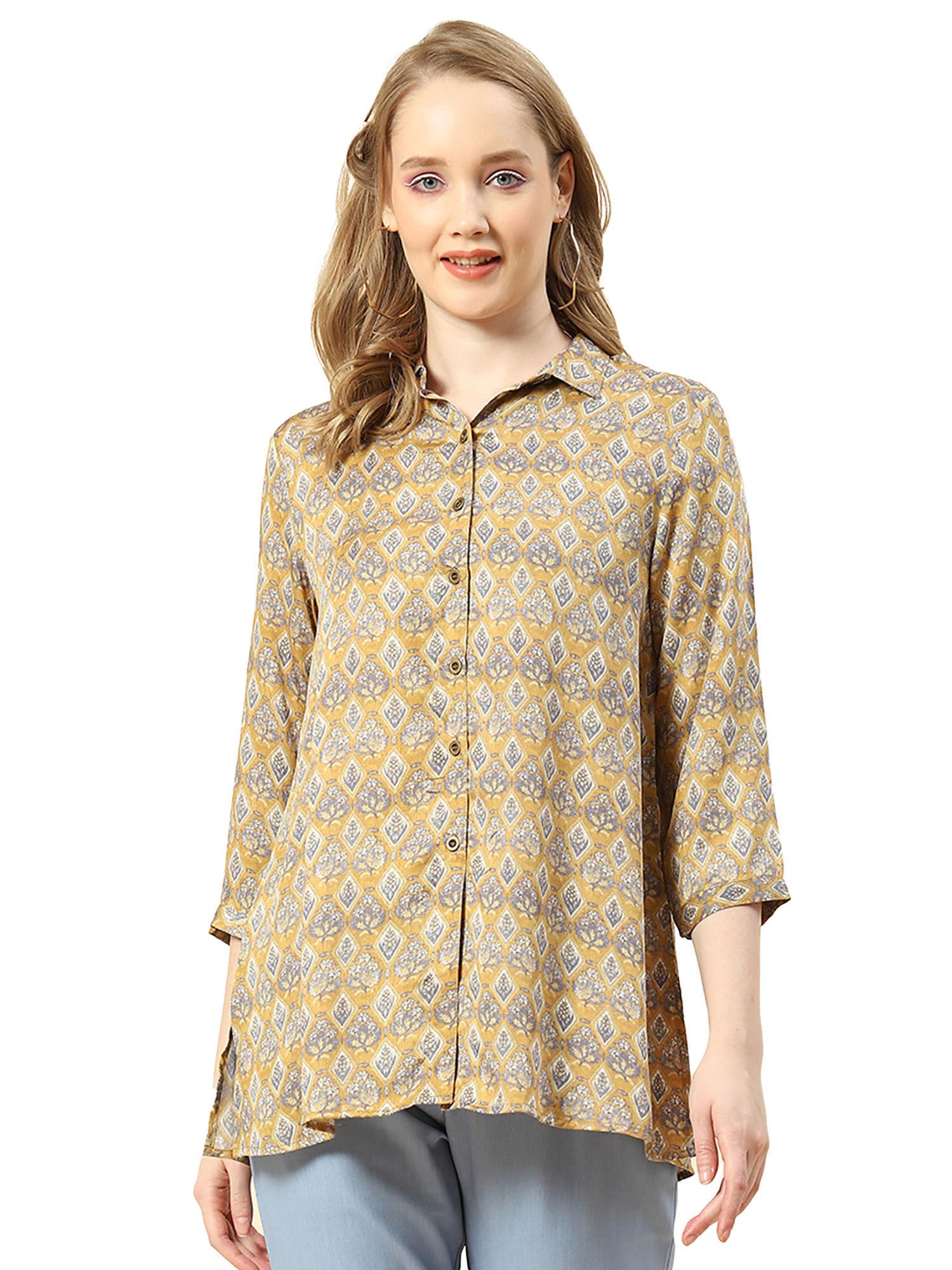 yellow print shirt