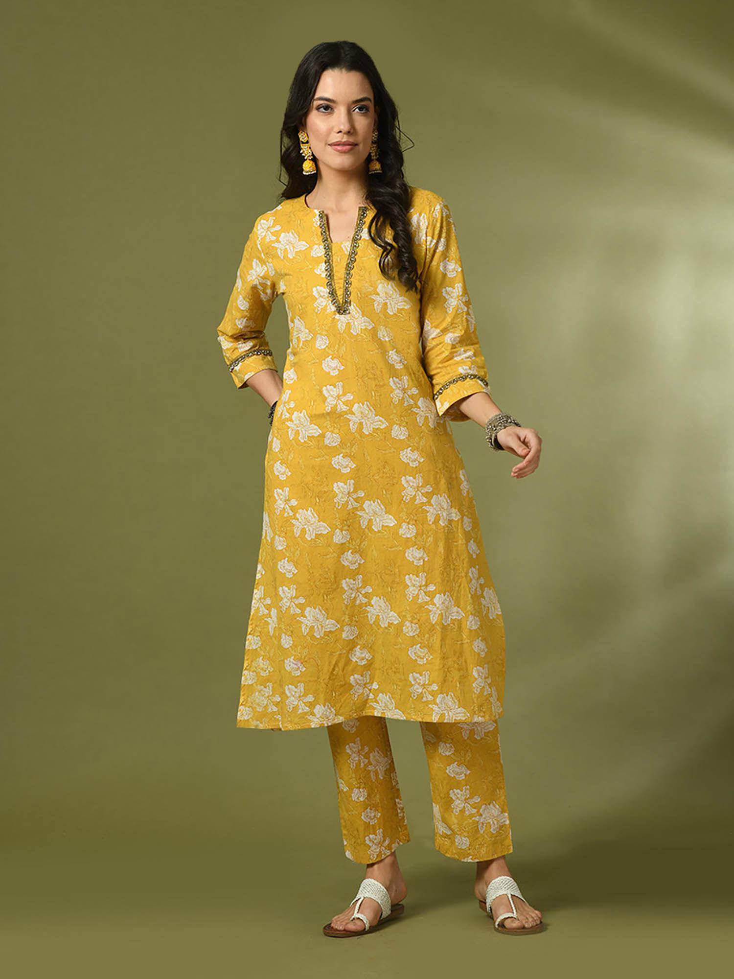 yellow printed cotton straight kurta with pant (set of 2)