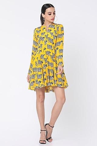 yellow printed dress with patch pockets