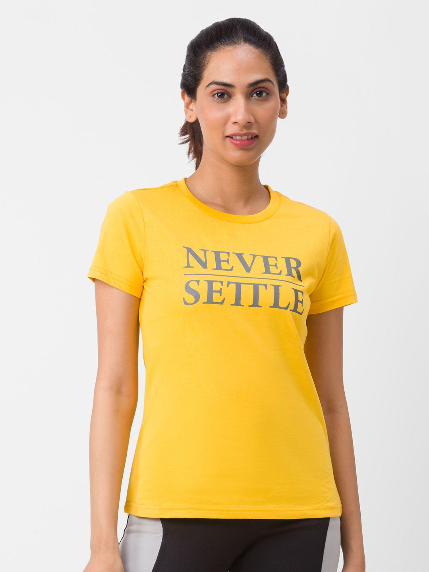 yellow printed t-shirt