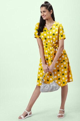 yellow printeded v neck casual calf-length half sleeves women regular fit dress