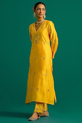 yellow silk chanderi hand embroidered kurta set