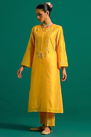 yellow silk chanderi hand embroidered kurta set