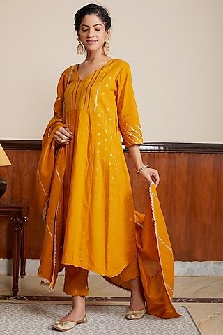 yellow soft cotton kurta set