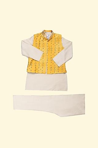 yellow tie-dyed bundi jacket with kurta set for boys