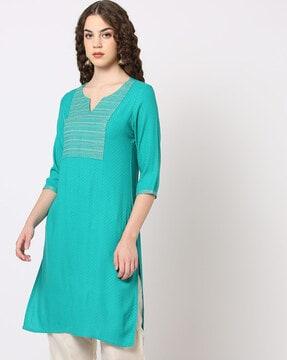 yoke embroidered straight kurta