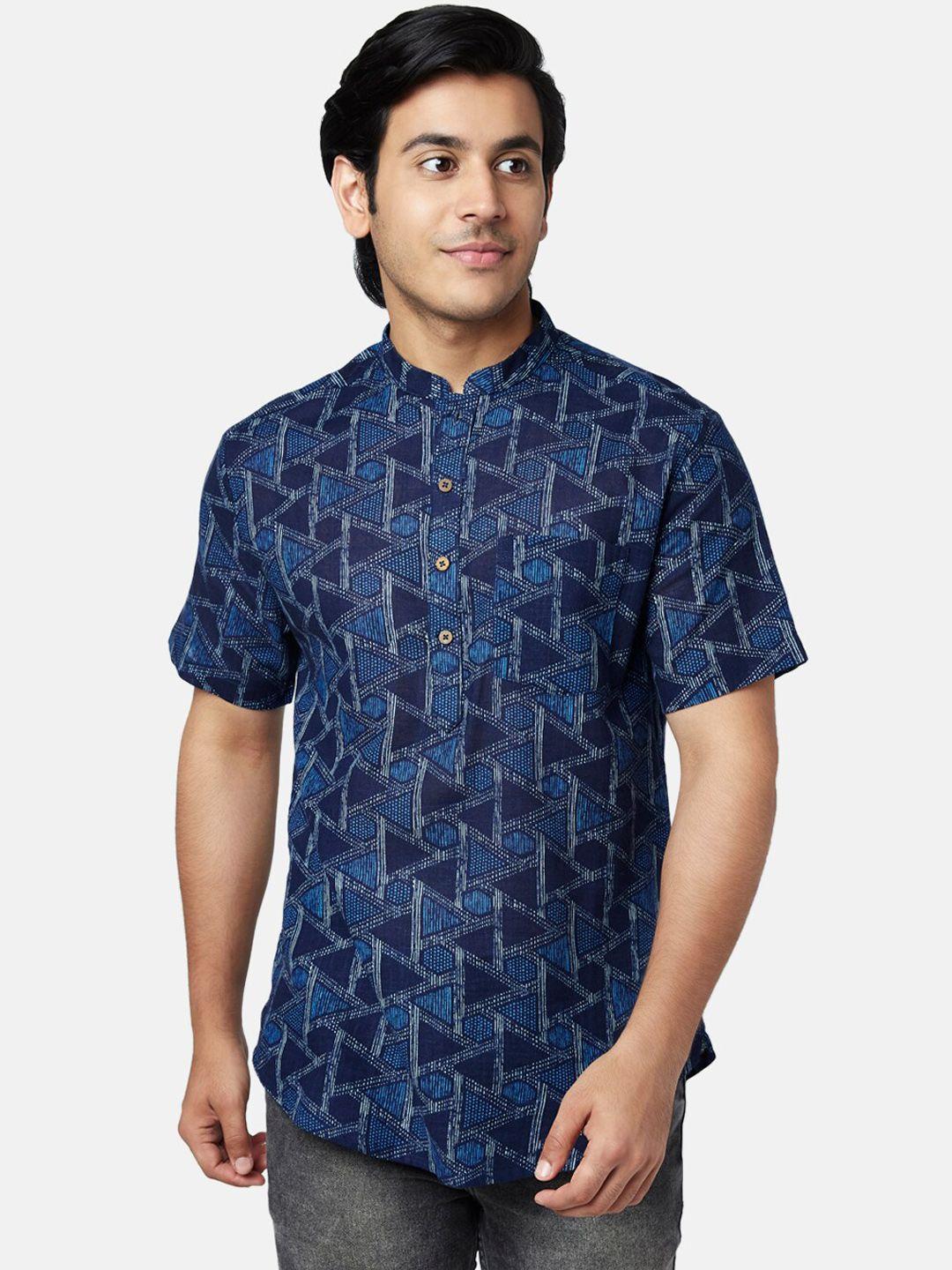 yu by pantaloons men blue geometric printed cotton kurta