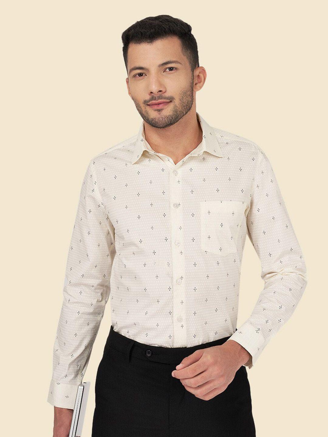 yu by pantaloons slim fit printed cotton casual shirt