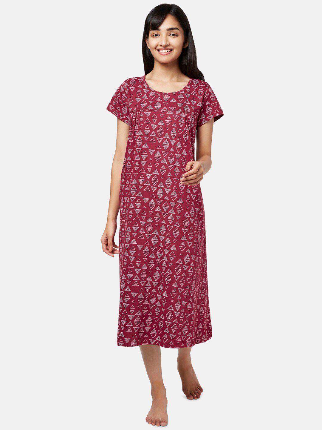 yu by pantaloons women burgundy geometric printed nightdress