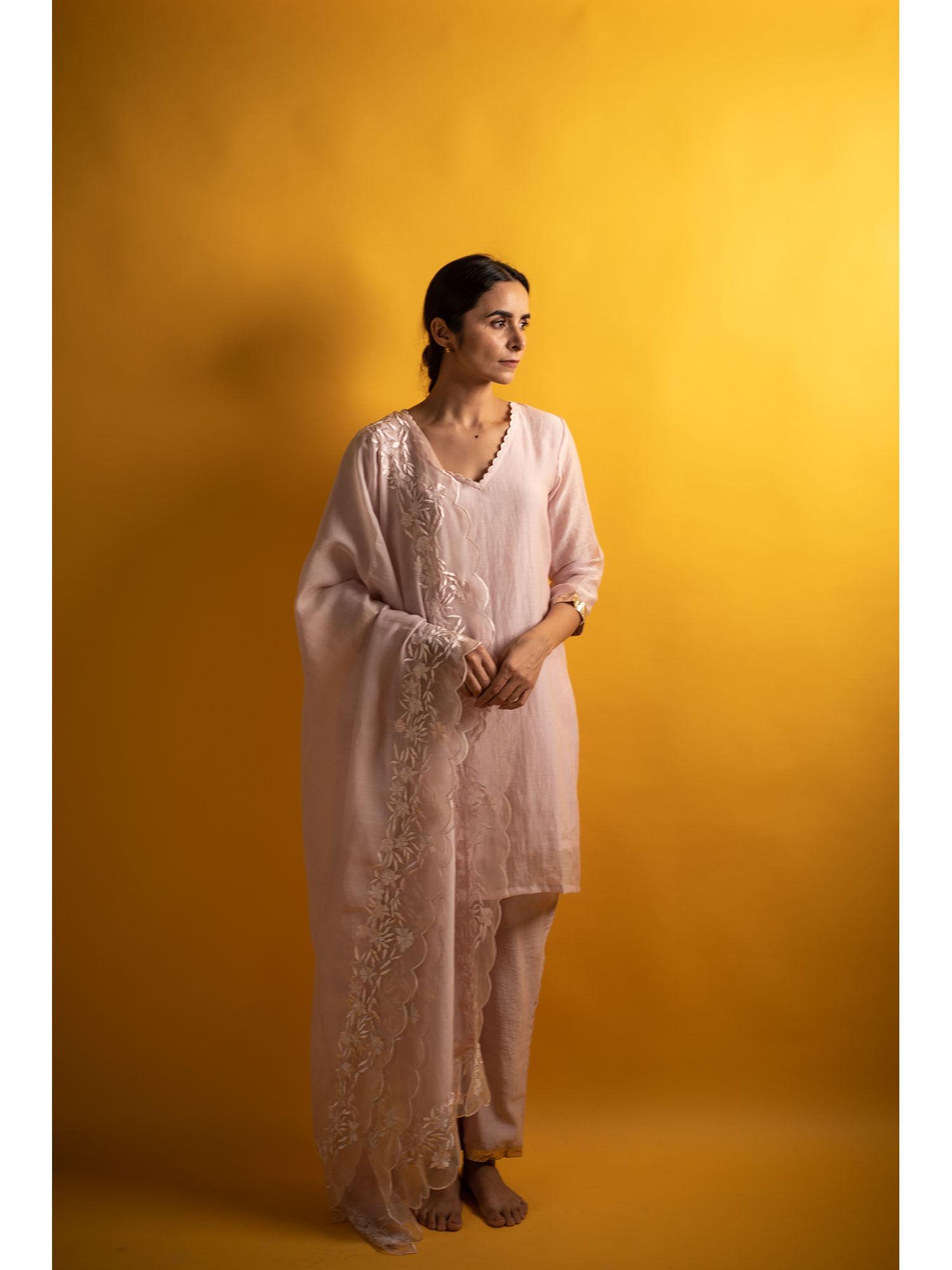 yusra kurta & pant with dupatta in blush pink (set of 3)