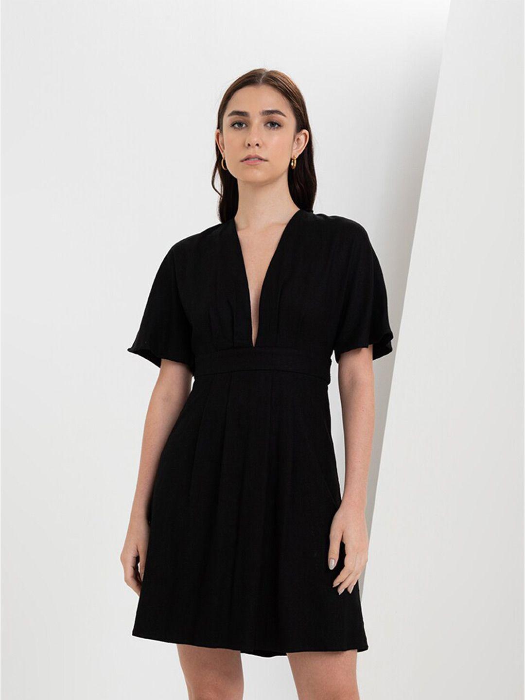 zalora studios v-neck flared sleeves tie ups detail fit & flare dress