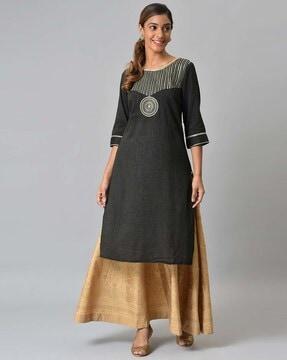 zari-embroidered straight kurta