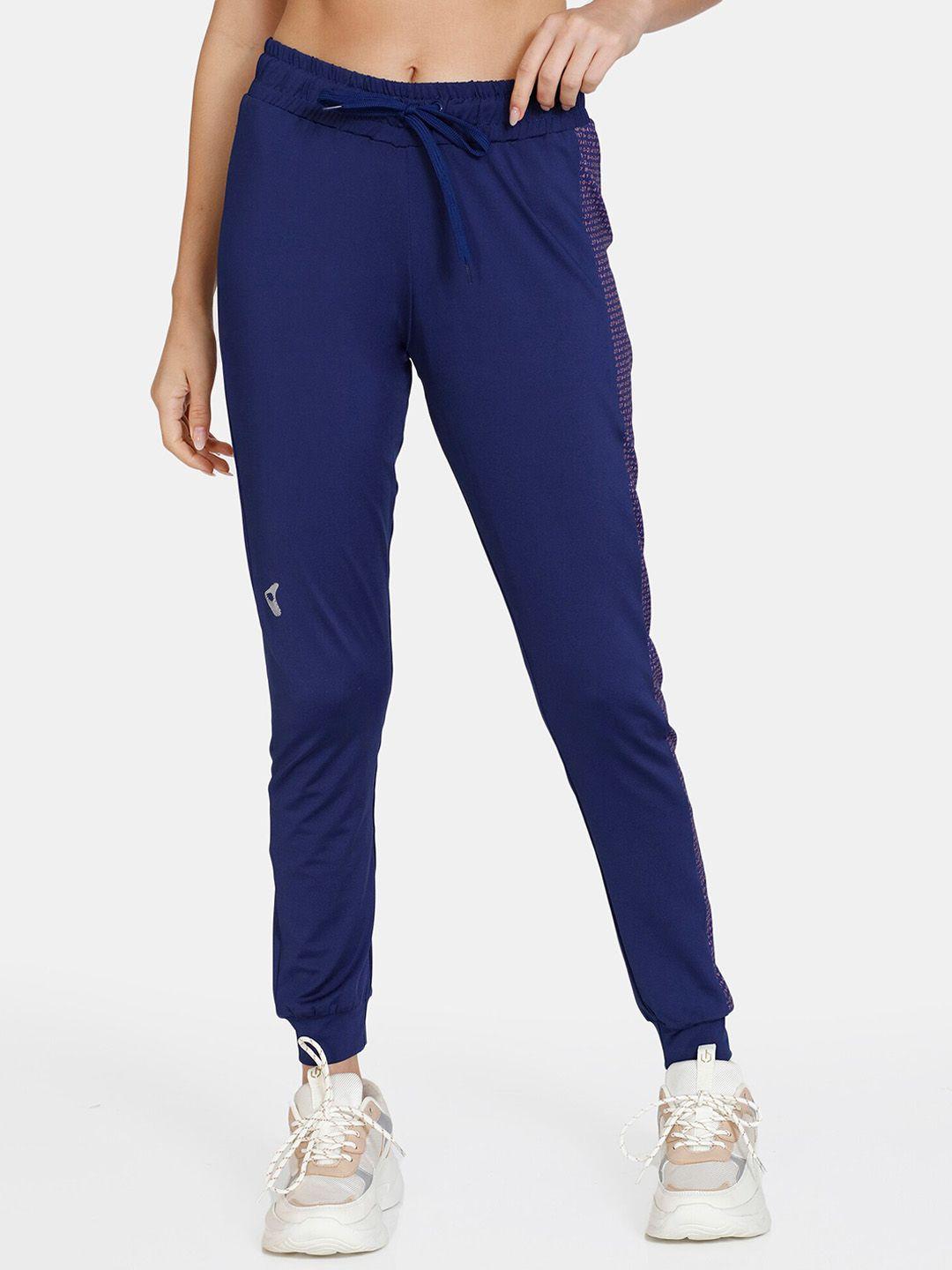 zelocity by zivame women blue alphanumeric printed sports track pant