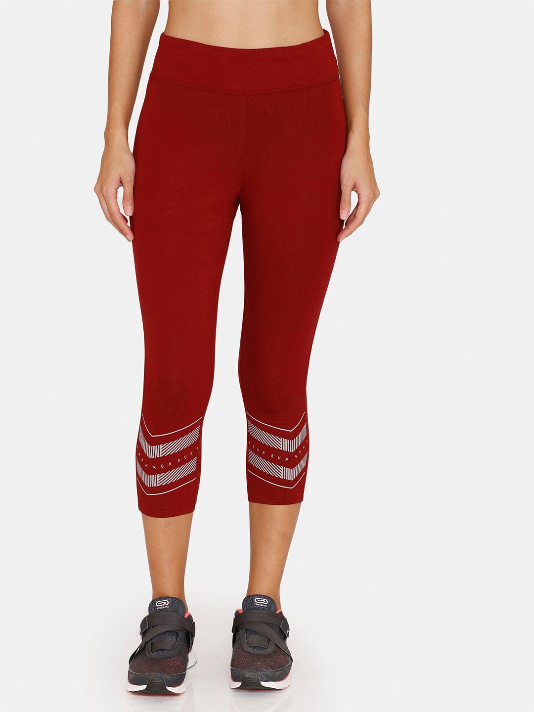 zelocity by zivame women maroon & grey skinny fit capris