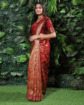 zigzag woven saree with unstitched blouse piece