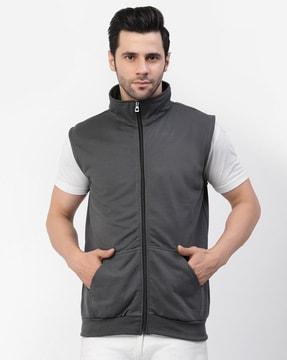 zip-front gillet with insert pockets