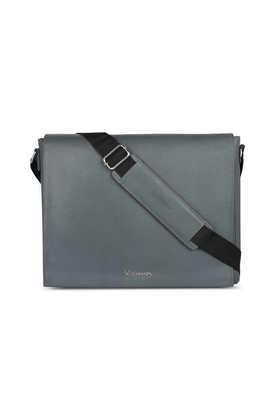 zipper topaz saffiano leather casual wear messenger bag - grey