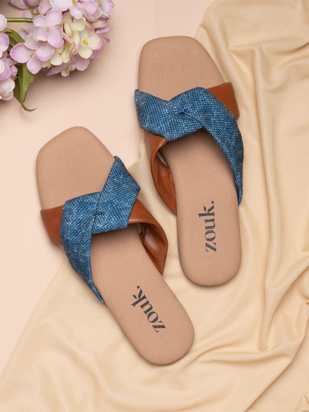 zouk women blue textured open toe cross sliders flats