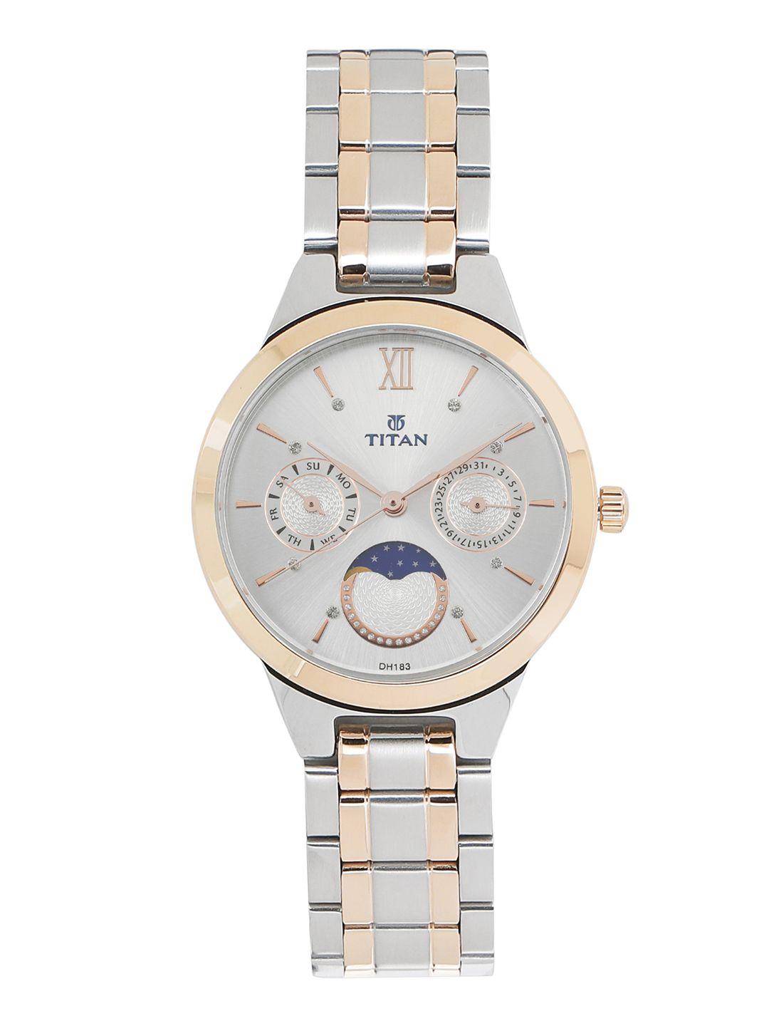 titan-women-silver-toned-analogue-watch-2590km01