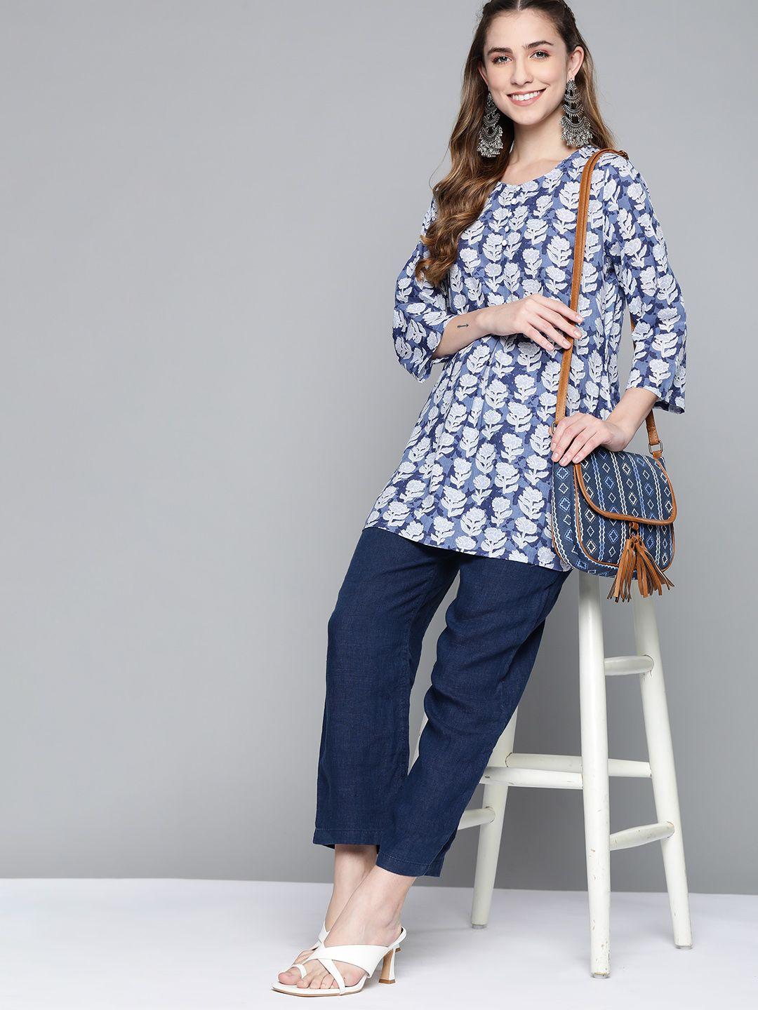 here&now-blue-&-white-floral-print-pure-cotton-kurti