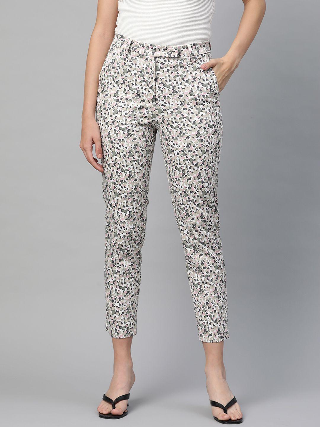 marks-&-spencer-women-white-&-olive-green-printed-slim-fit-cropped-trousers