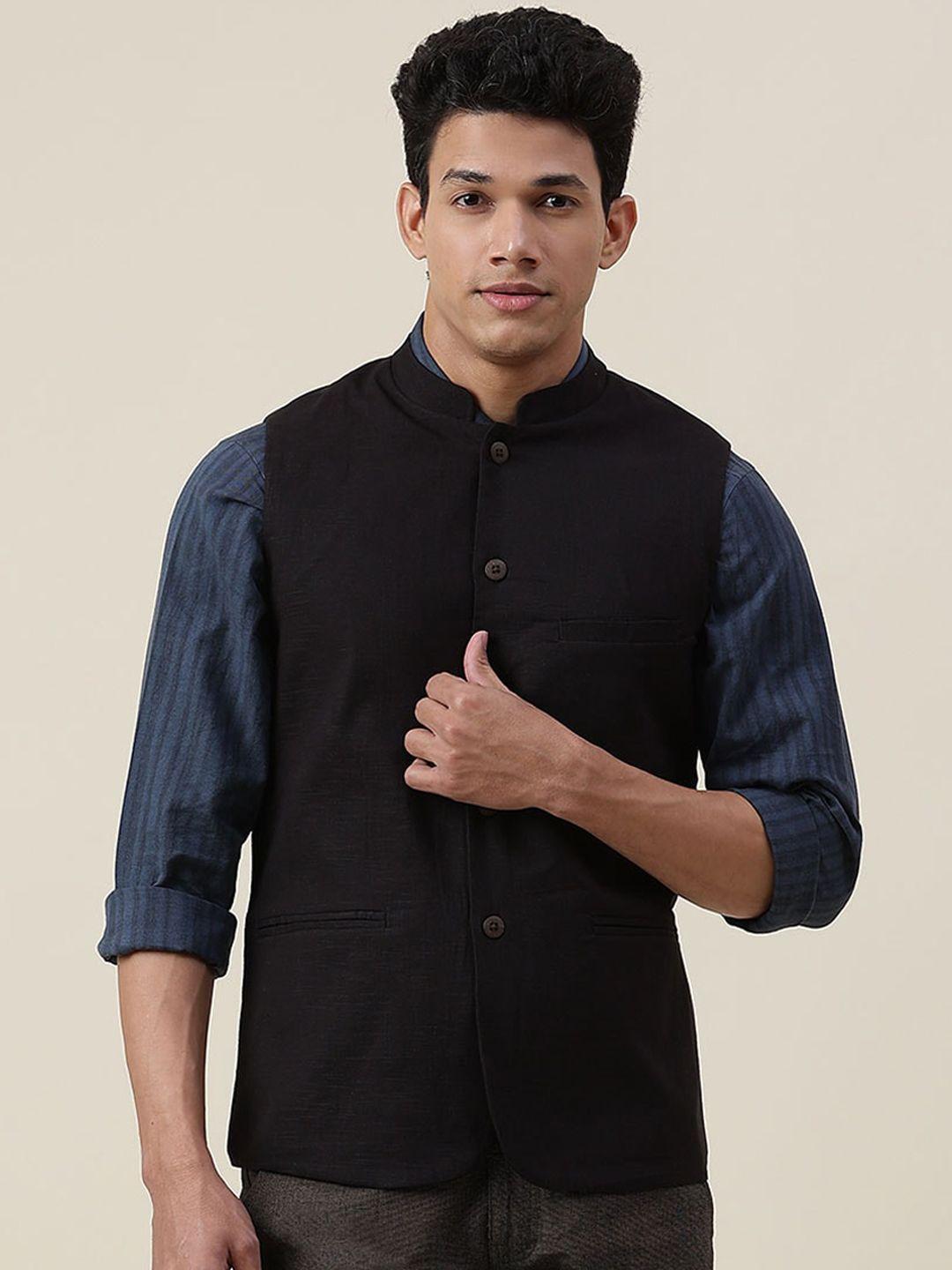 fabindia-men-black-solid-cotton-nehru-jackets