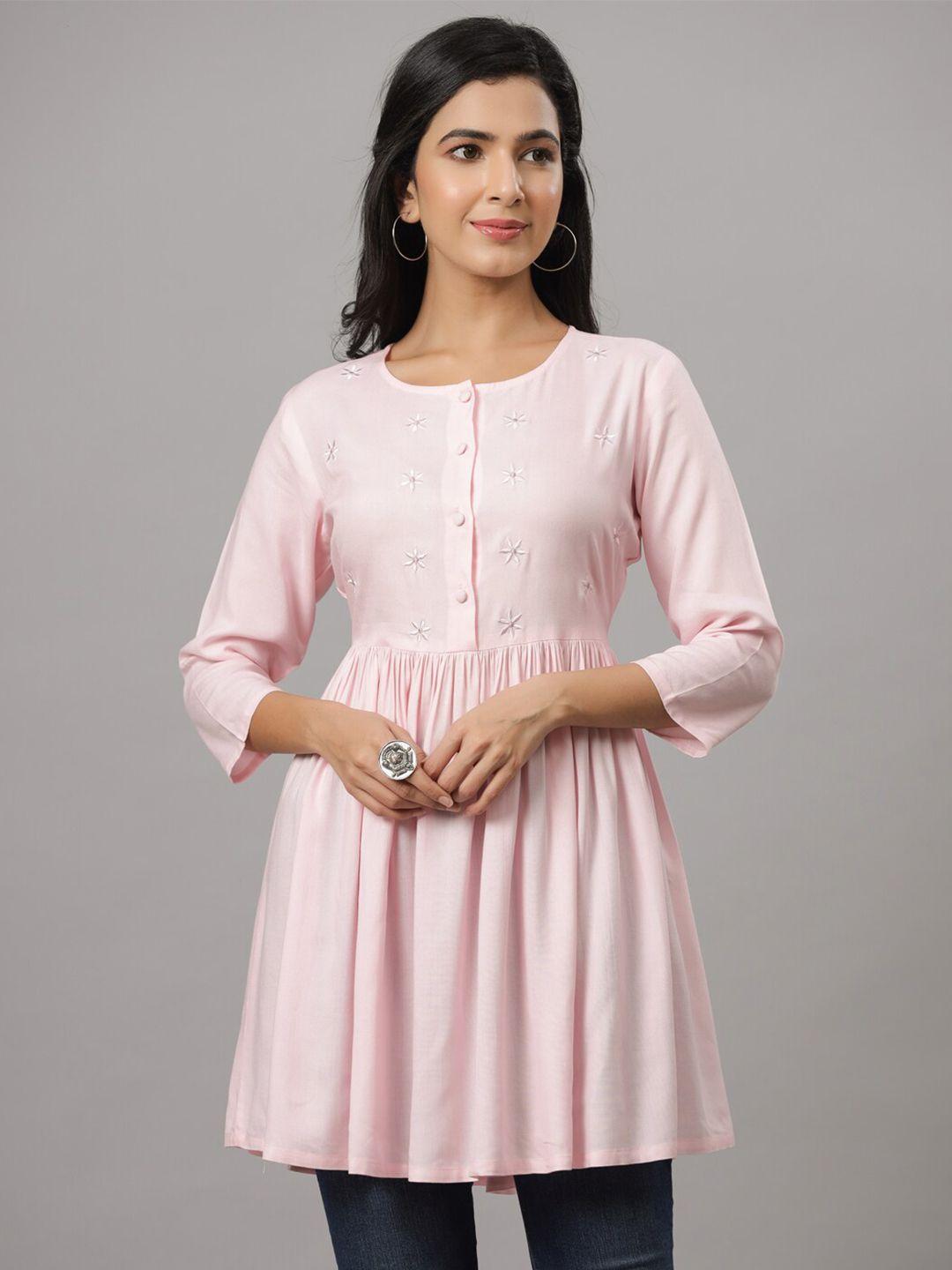 indian-virasat-floral-embroidered-pleated-kurti