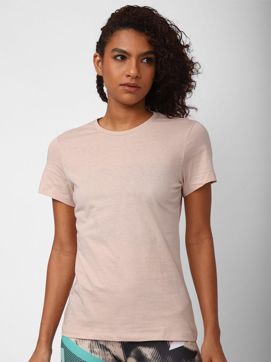 reebok-women-solid-t-shirt