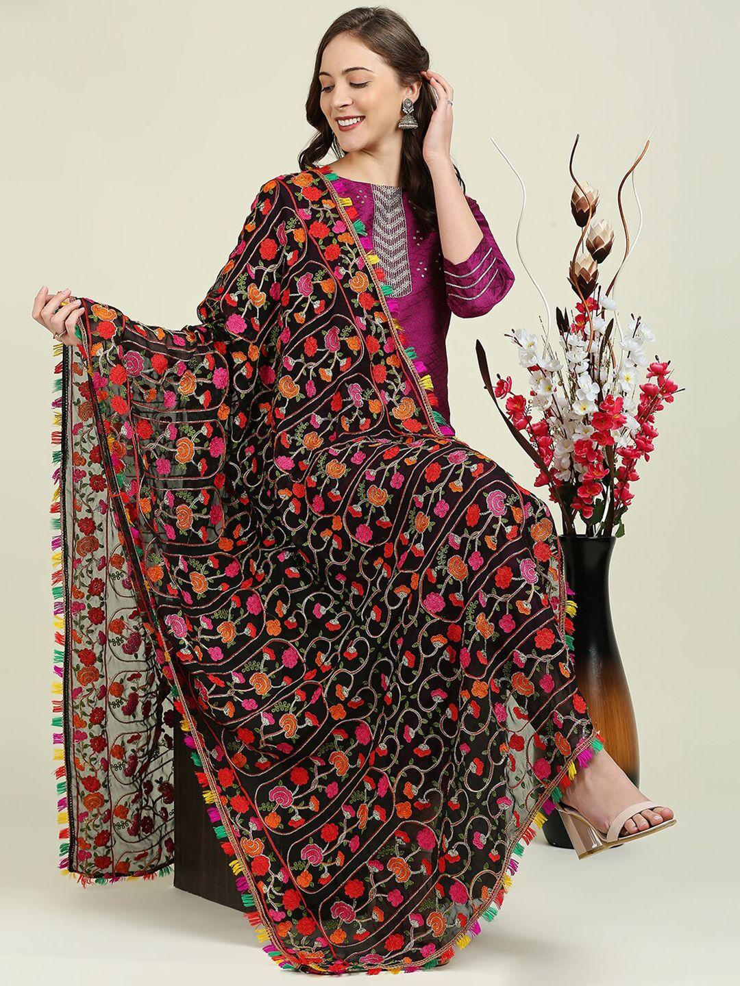 dupatta-bazaar-embroidered-dupatta-with-thread-work