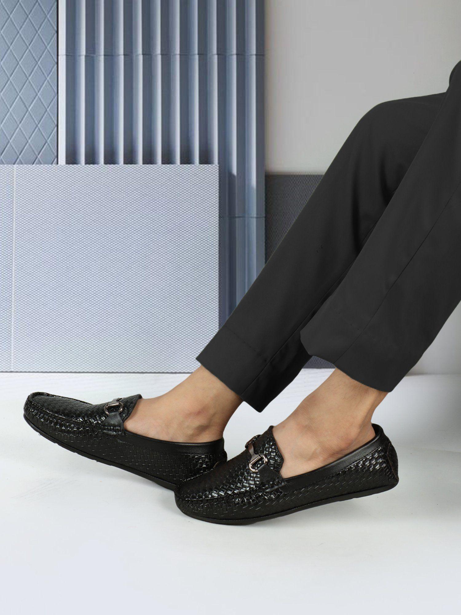 black-slip-on-round-toe-men-loafers