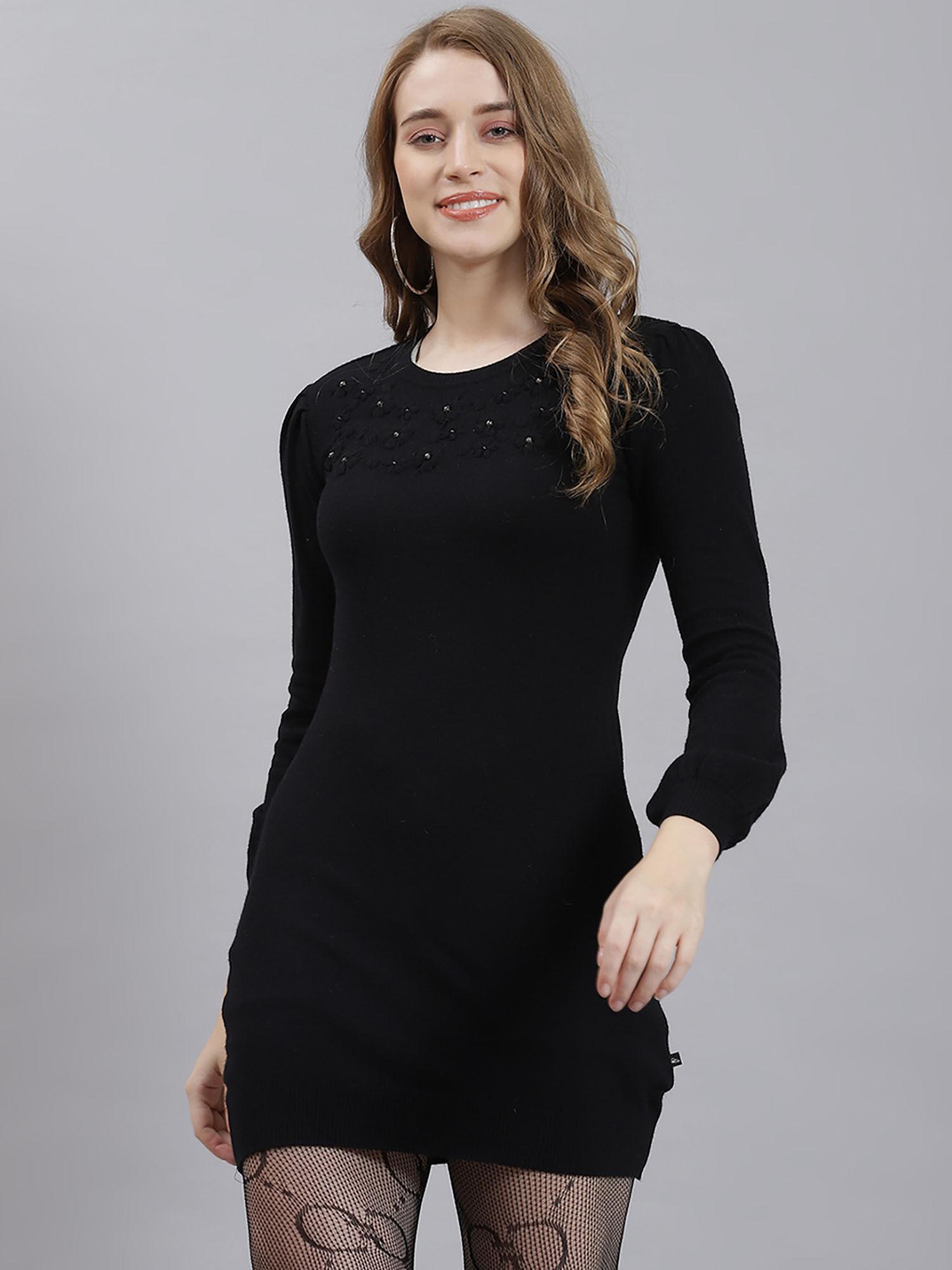 black-solid-round-neck-dress
