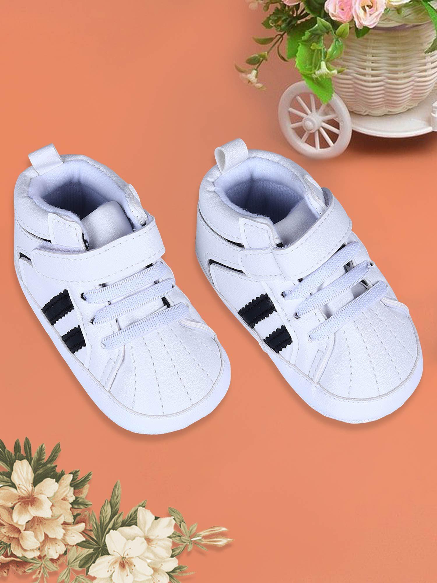 classic-stripes-comfortable-and-breathable-anti-slip-sneaker-shoes---white