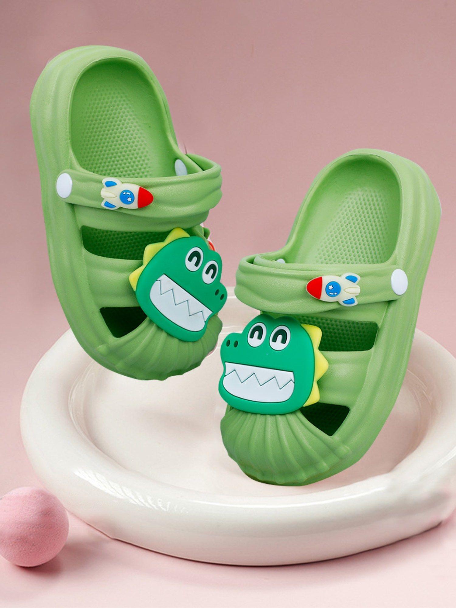crocodile-applique-waterproof-anti-skid-sling-back-clogs-green