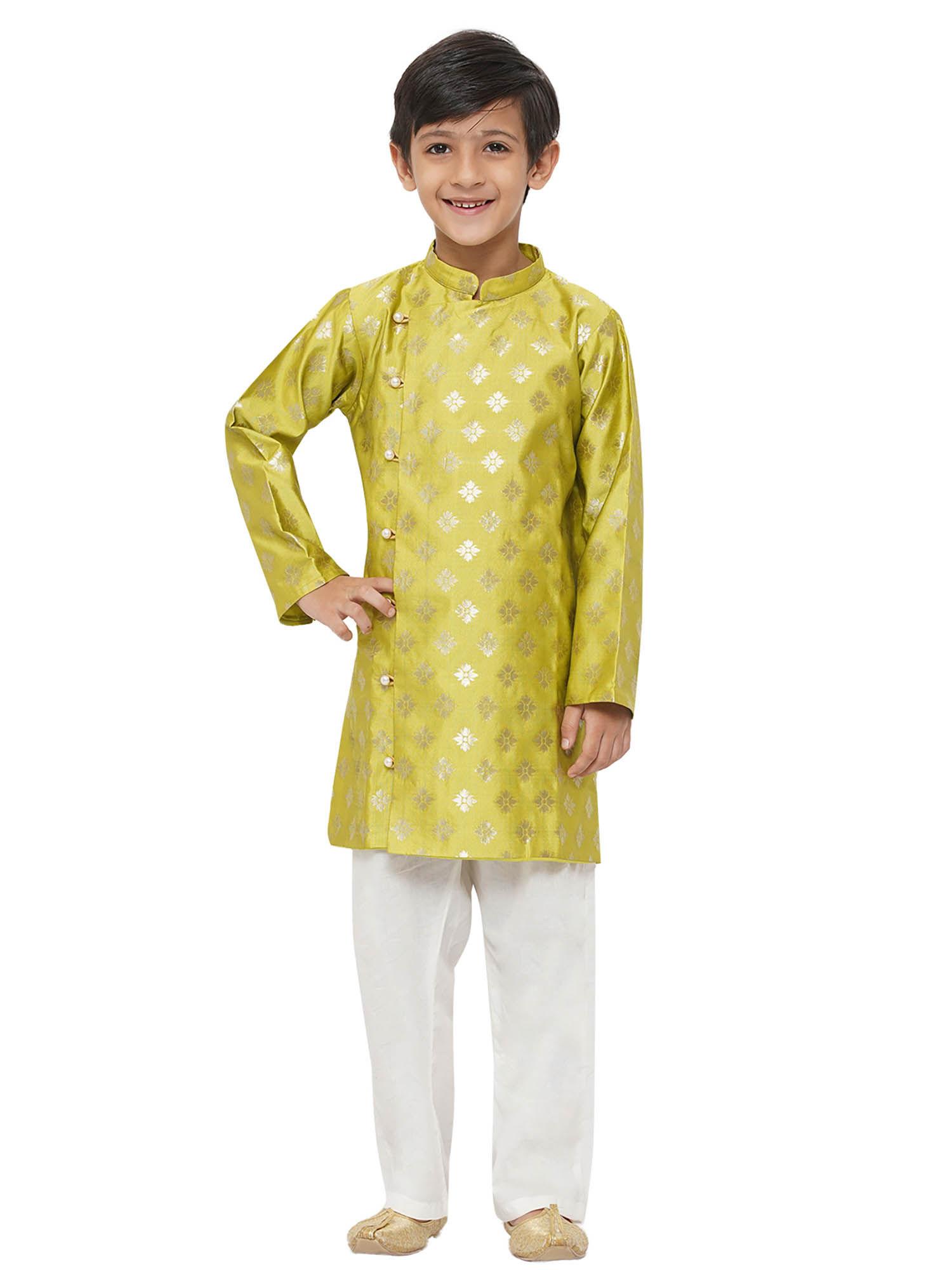 banarsi-silk-sherwani-with-pyjama---apple-green-and-cream-(set-of-2)