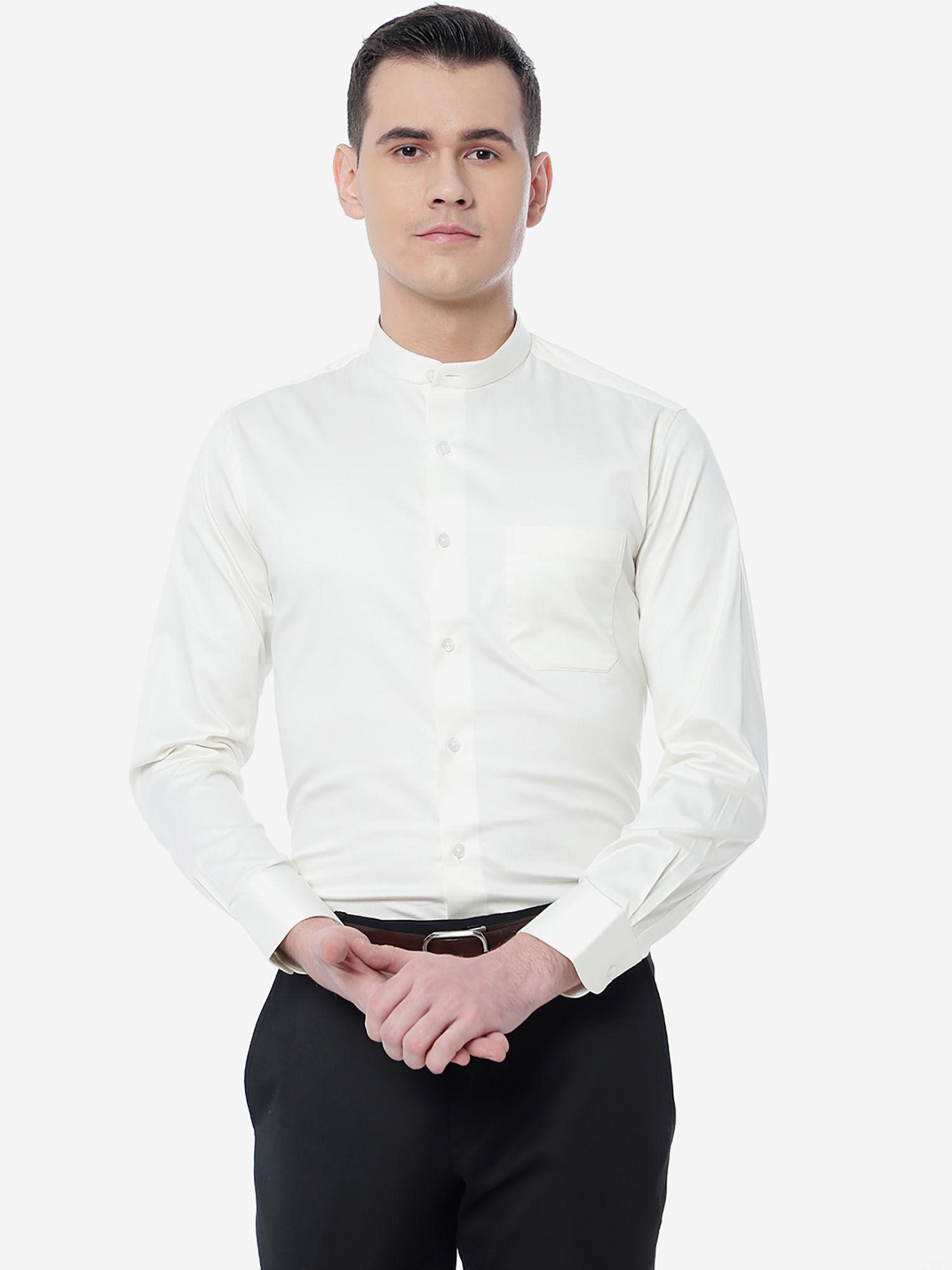 men-white-solid-slim-fit-formal-shirt