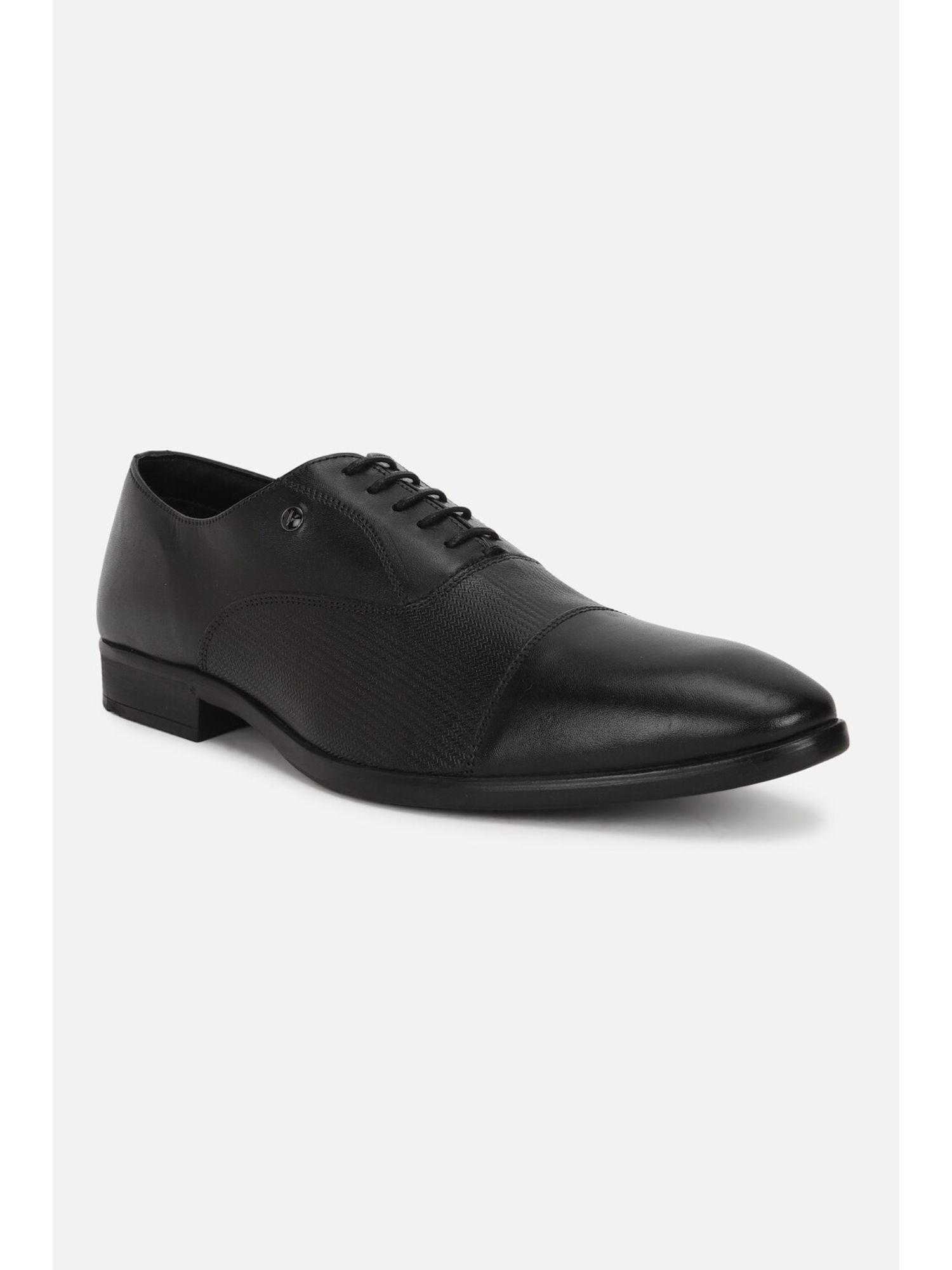 men-black-formal-oxford-shoes