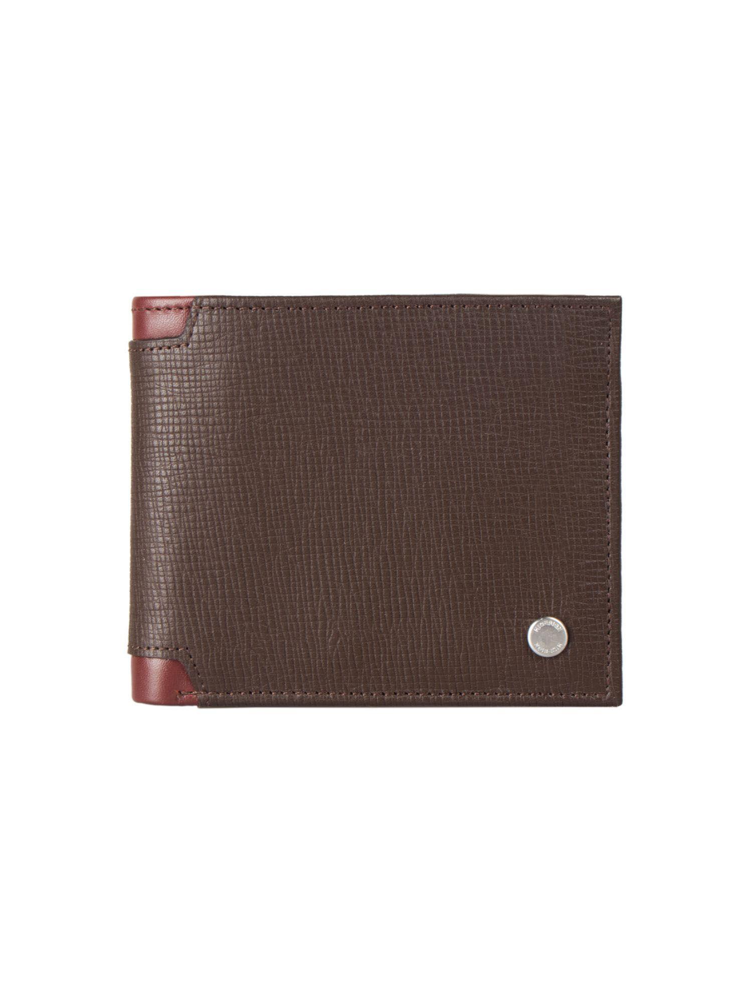 brown-bi-fold-wallet
