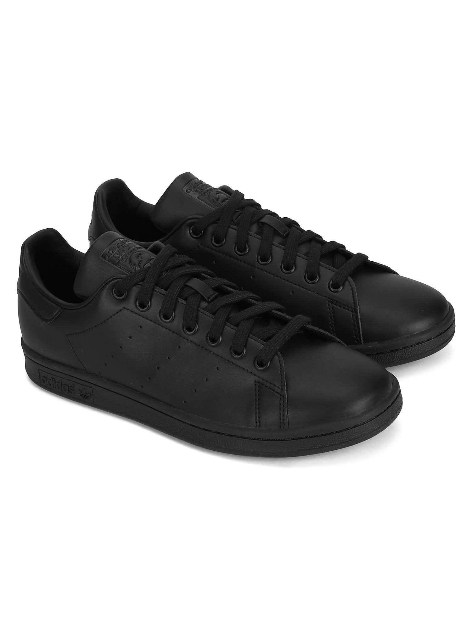 stan-smith-black-sneakers