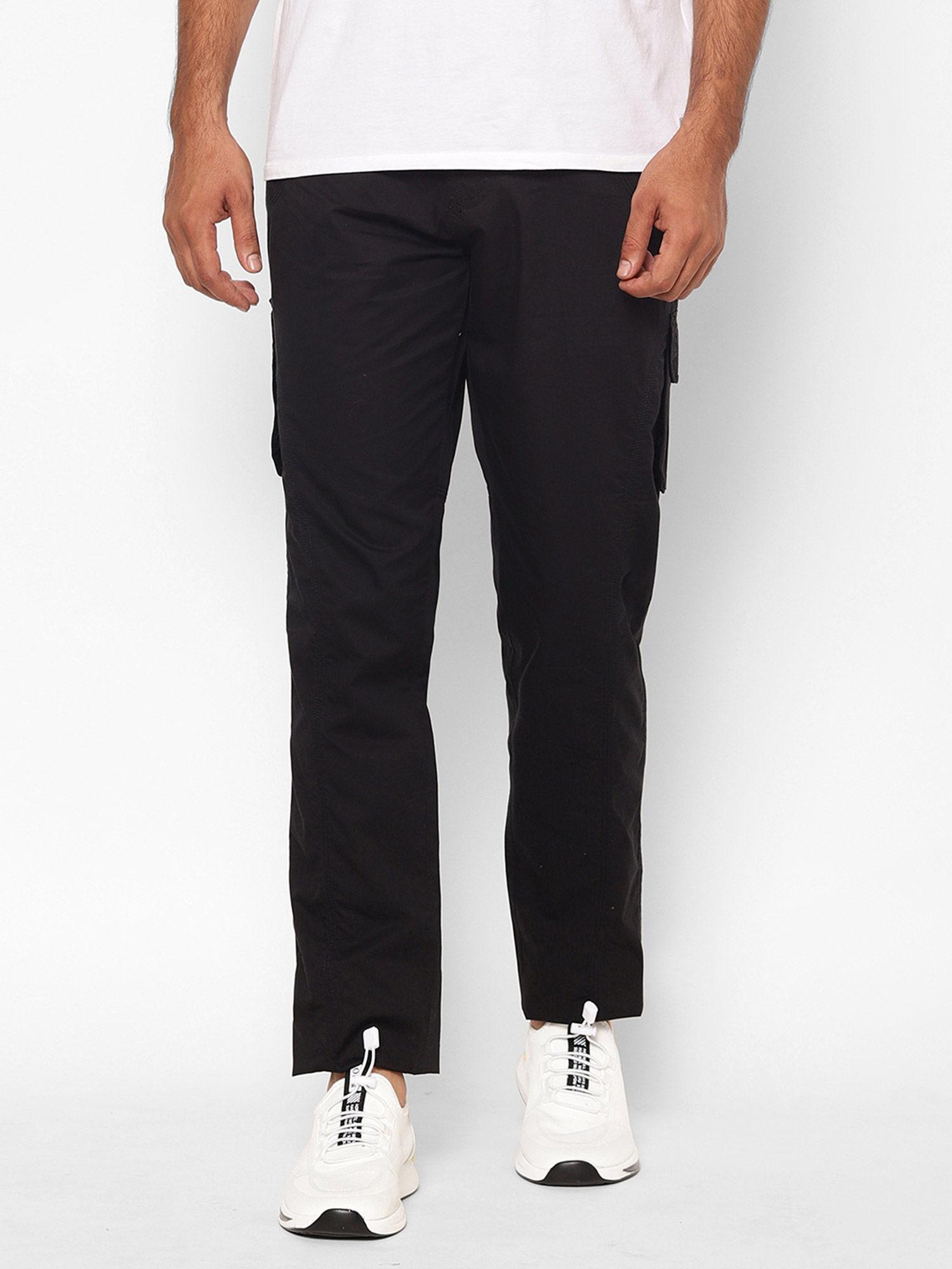 men's-black-solid-cotton-cargo-pant