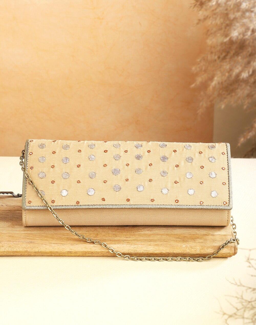 fabric-embroidered-clutch-bag