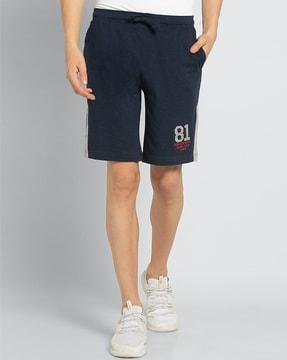 heathered-shorts-with-insert-pockets