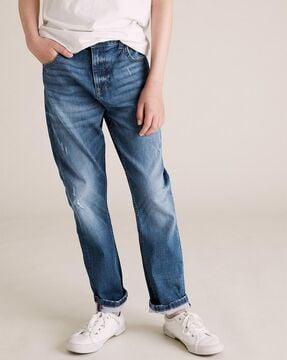 washed-jeans-with-insert-pockets