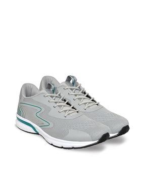 running-sports-shoes-with-lace-fastening